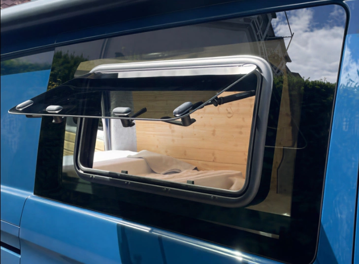 Ausstellfenster VW ID Buzz - Camper Fenster mit Isolierung Freiburg Deutschland Schweiz