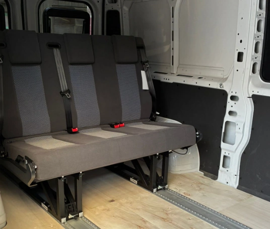 Schnierle SL3 Schlafsitzbank für Citroen Jumper - Professionelle Sitz-Liege-Kombination mit TÜV-Zulassung